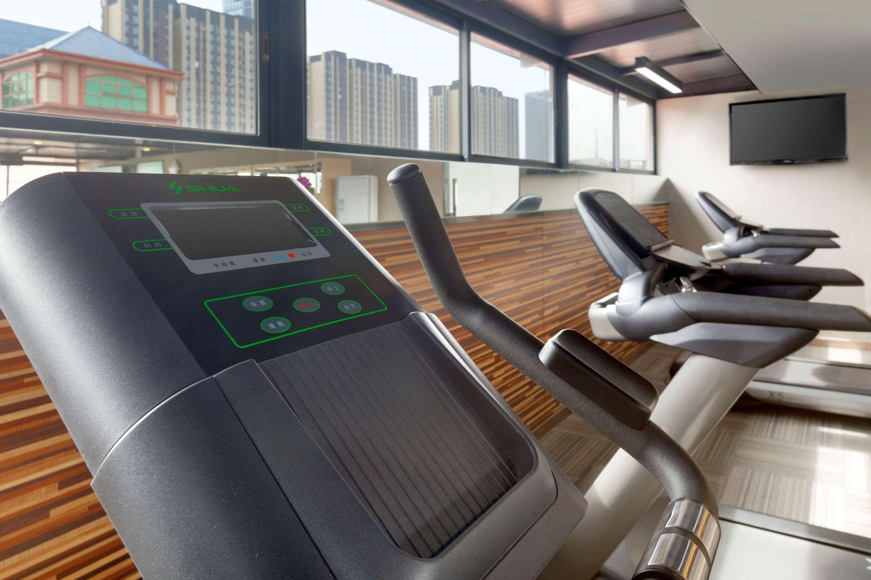 Ramada Foshan Hotel エクステリア 写真