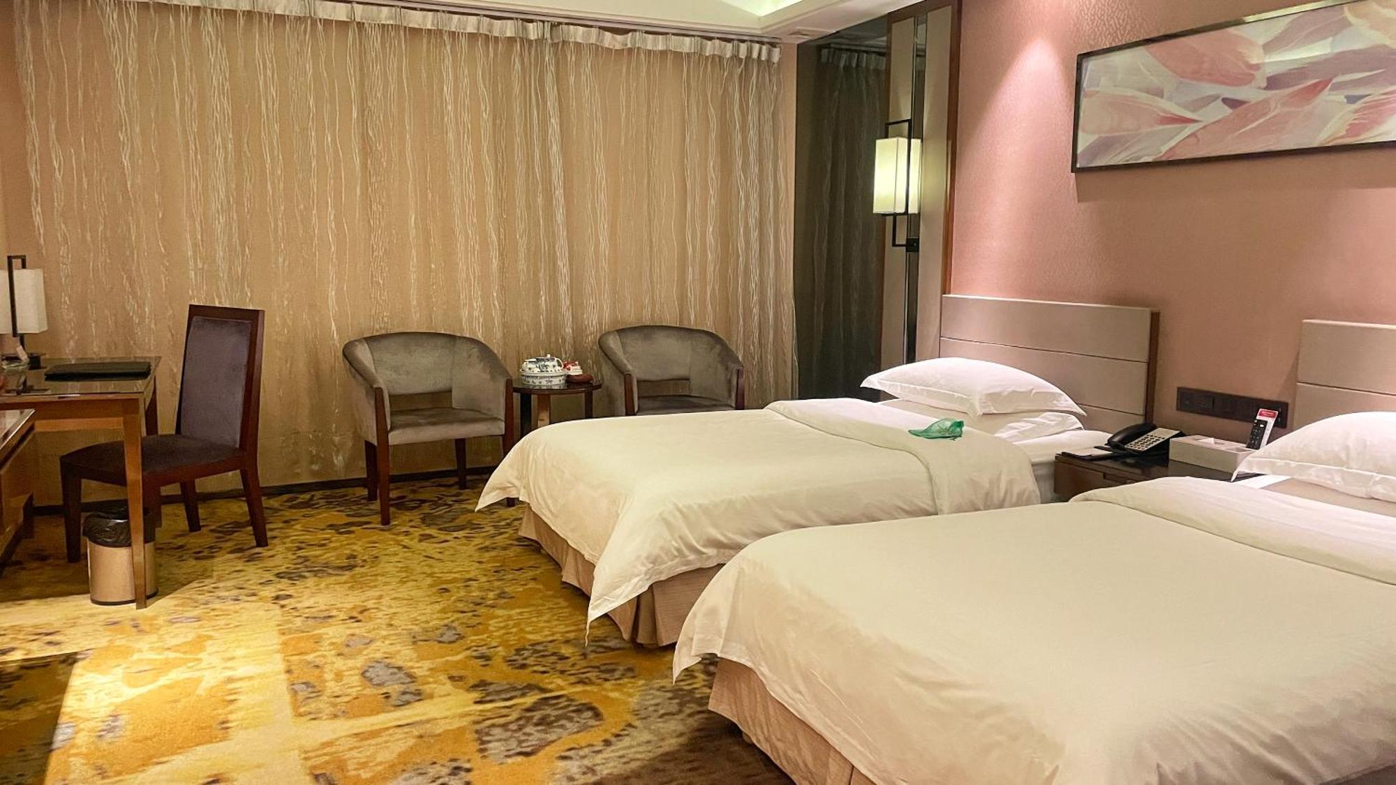 Ramada Foshan Hotel エクステリア 写真