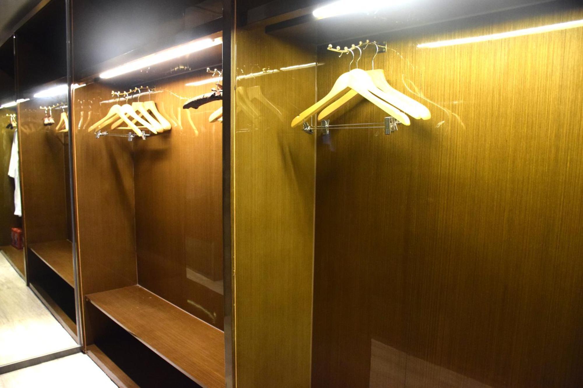 Ramada Foshan Hotel エクステリア 写真